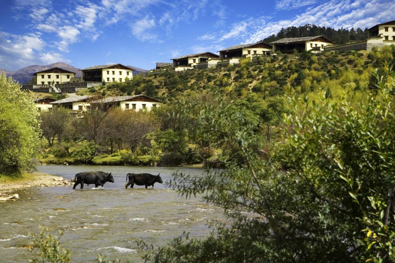 Hotel Banyan Tree Ringha Shangri-La Exterior foto